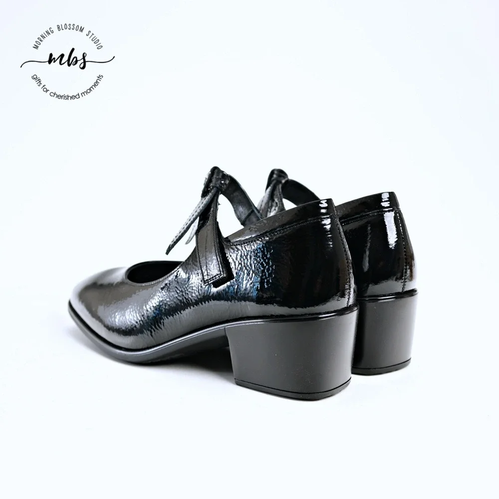 NIB‎ Naot Nobility Mary Jane Crinkle Patent Leather Orthopedic Black Women 40